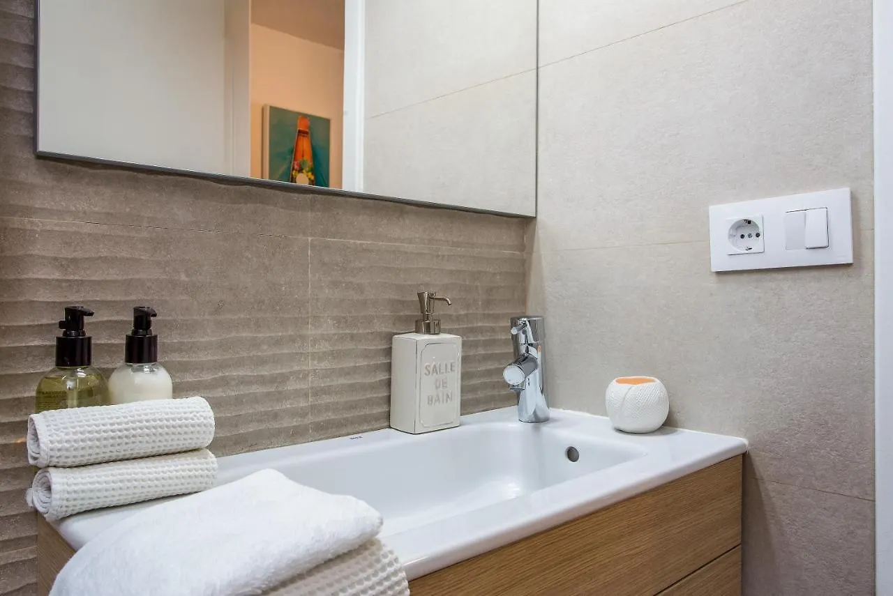 Lodging Apartments Beach House Villa Olimpicaバルセロナ 別荘